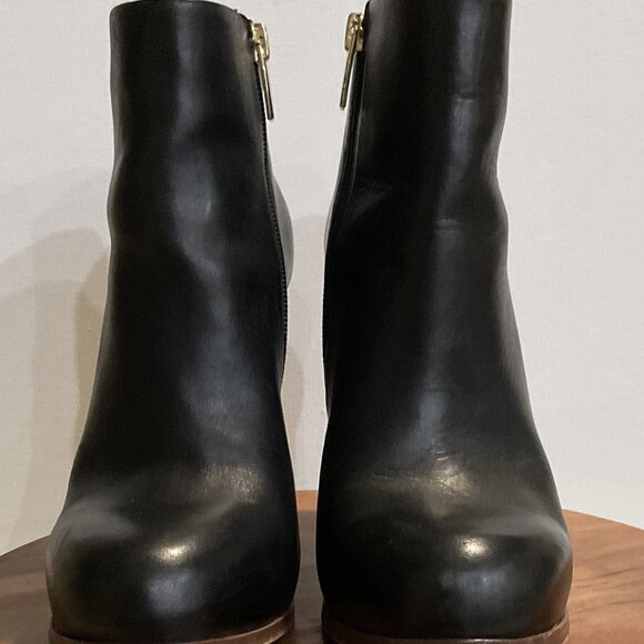 Vince Camuto Black Leather Boots Tall Heel - Picture 2 of 13